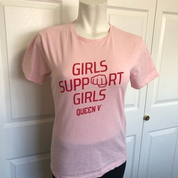 Girls support girls queen v feminist graphic tee size XL - Picture 1 of 3